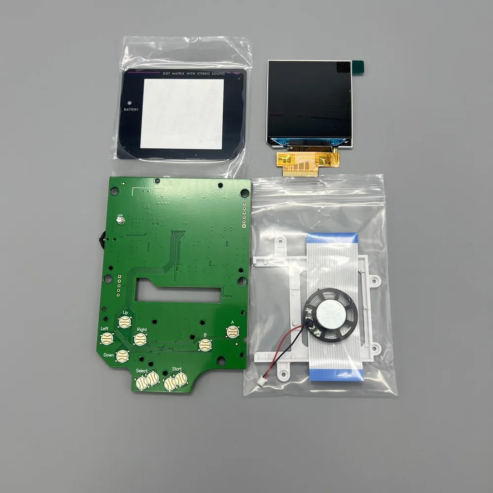 شاشة LCD مقاس 2.45 بوصة لجهاز  - مراجعة Gaming Accessories That You Need وسعره